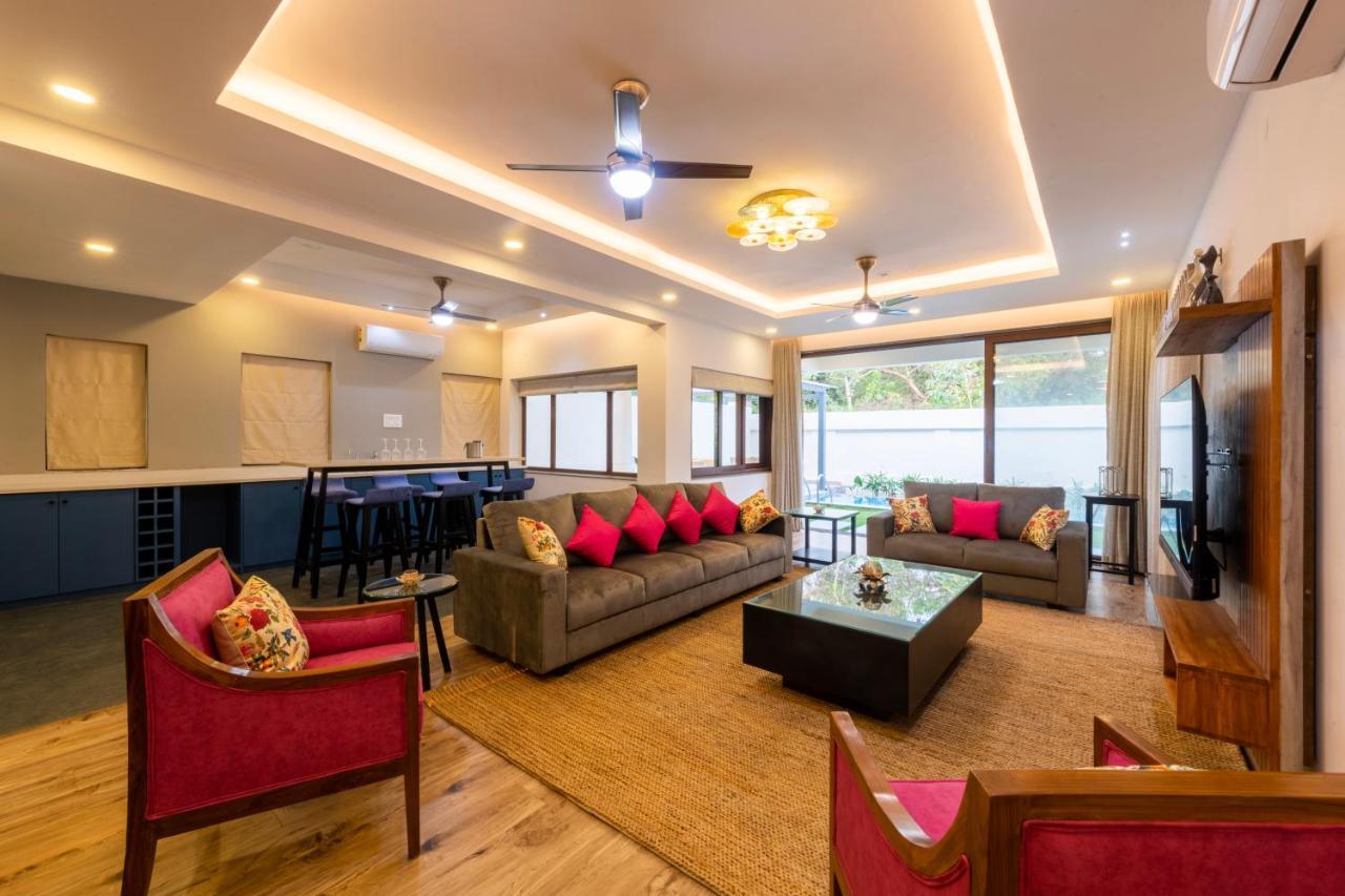 Ayan Villas With Private Pool Сиолим Екстериор снимка
