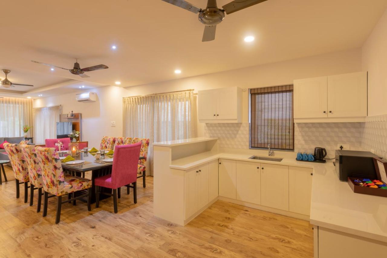 Ayan Villas With Private Pool Сиолим Екстериор снимка